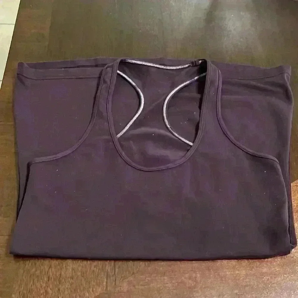 Lululemon womens top - Picture 5 of 7